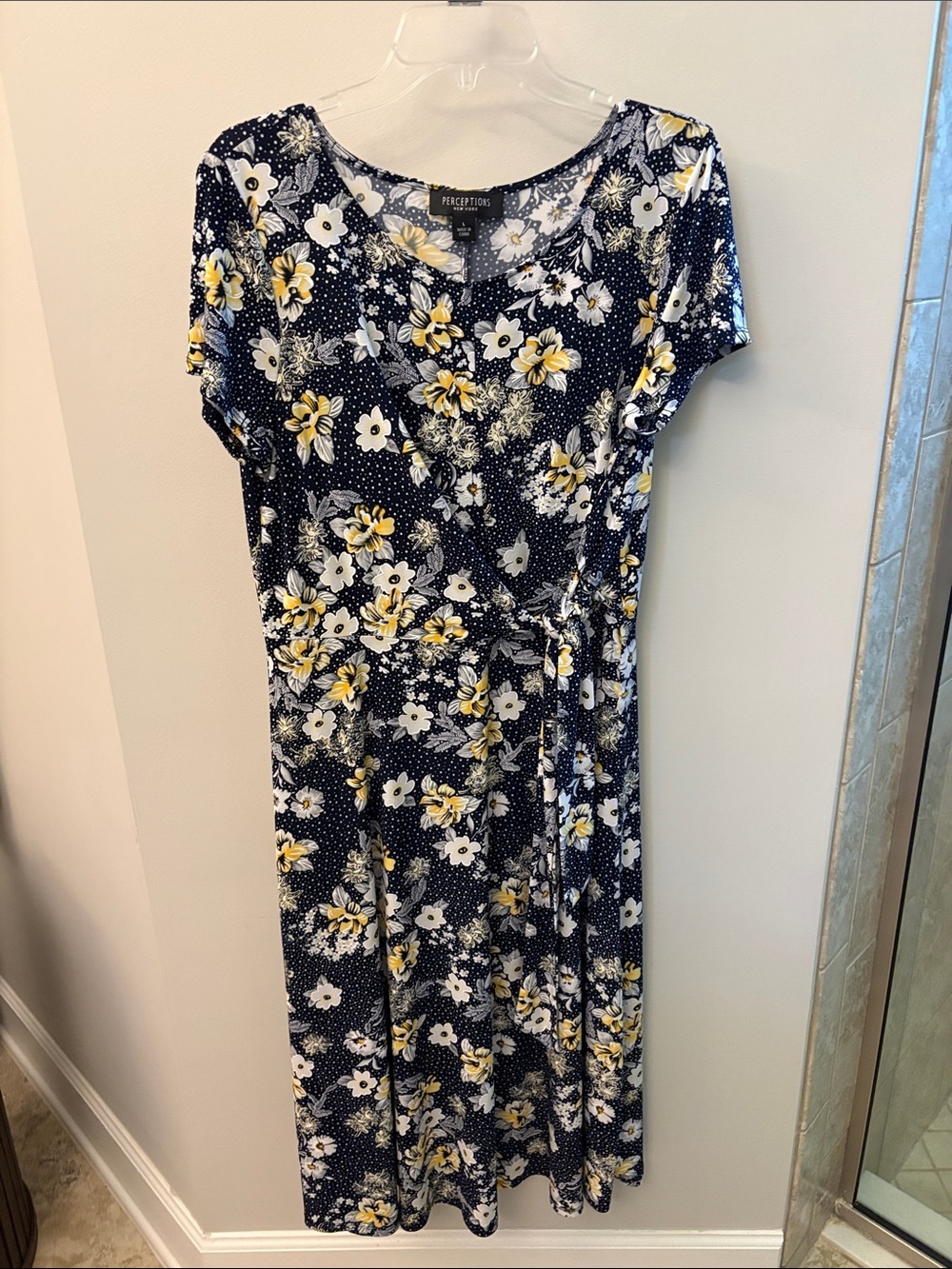 Perceptions Navy Floral Short-Sleeve Midi Dress. Size L. 47 inch length
